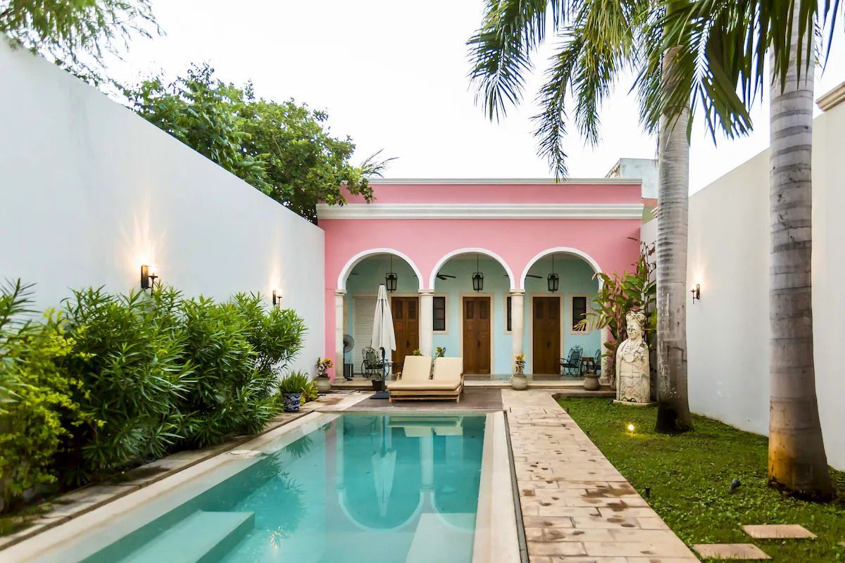 Mérida, entre los 10 municipios de México con más alojamientos de Airbnb
